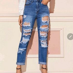 🎉HP🎉 Slant Pocket Ripped Jeans